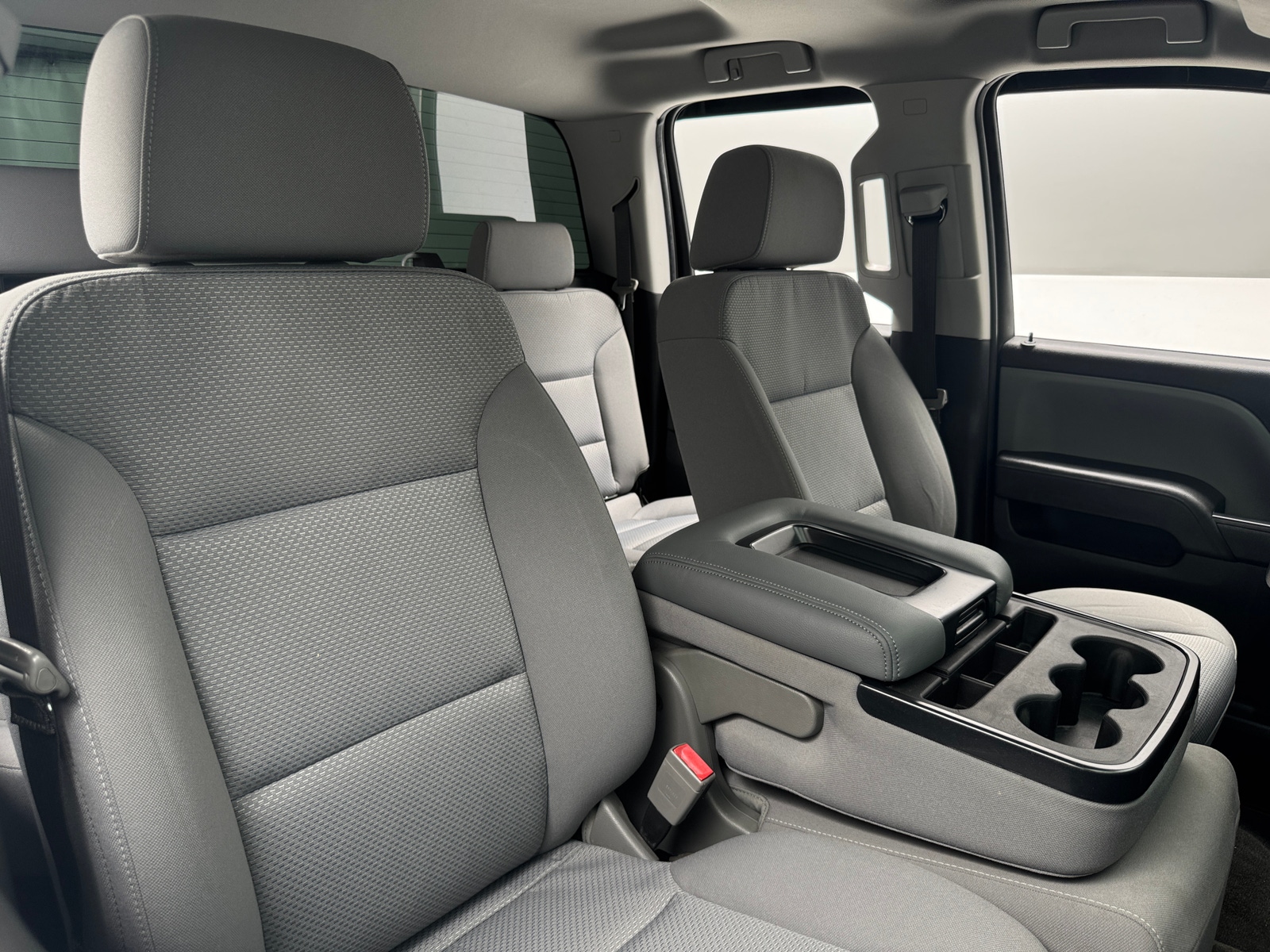 Thumbnail: 2018 Chevrolet Silverado 1500 - 2
