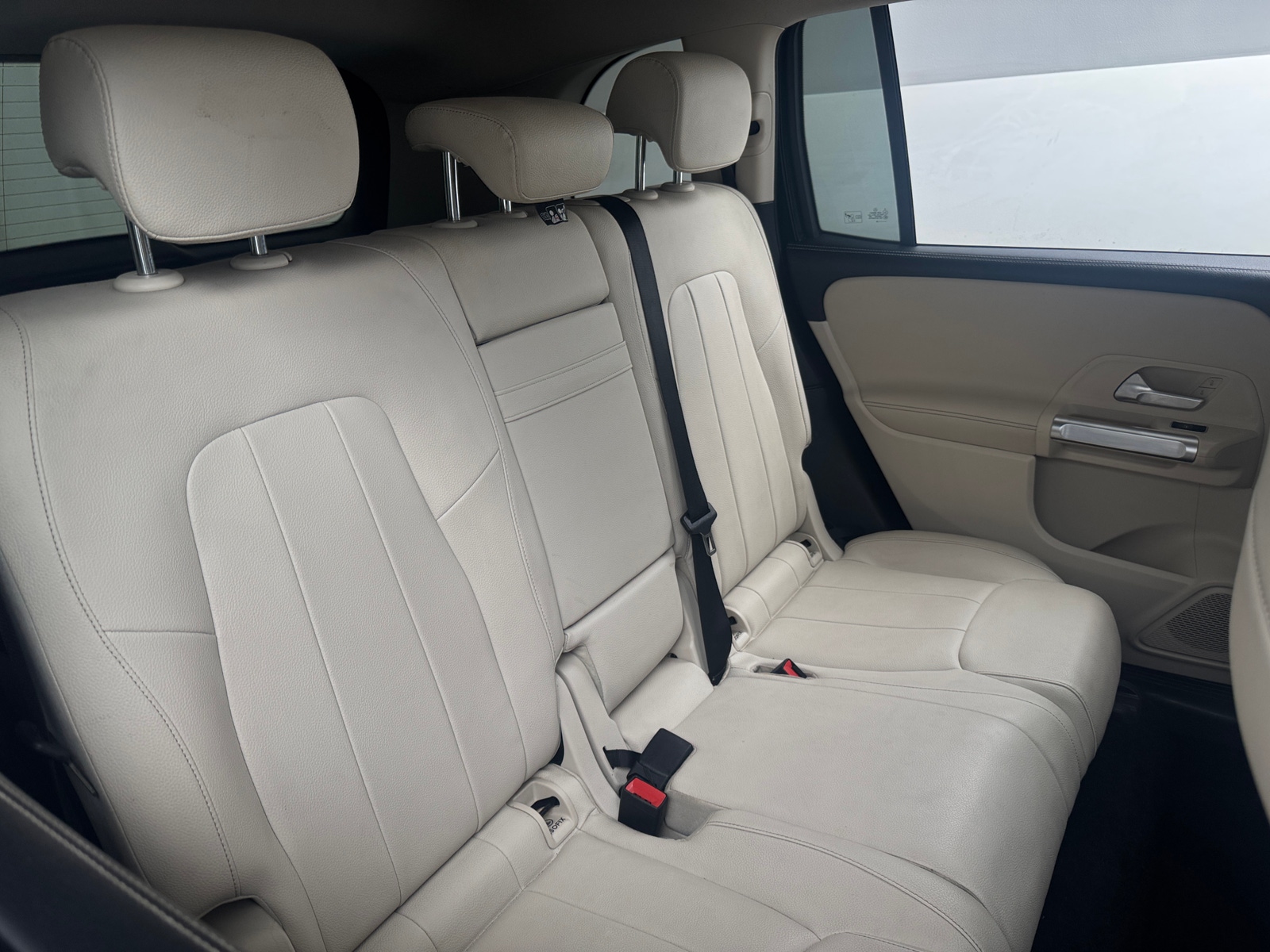 Thumbnail: 2020 Mercedes-Benz GLB - 5