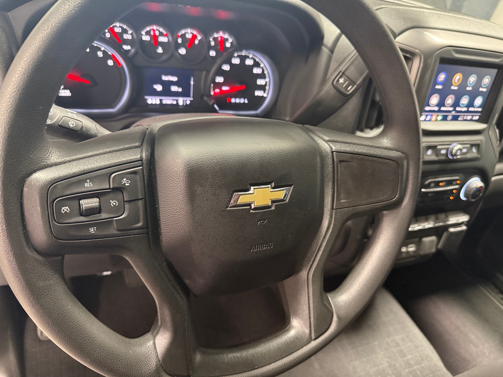 Thumbnail: 2024 Chevrolet Silverado 1500 - 5