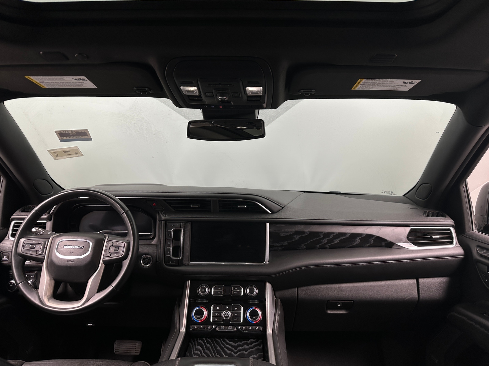 Thumbnail: 2023 GMC Yukon - 2