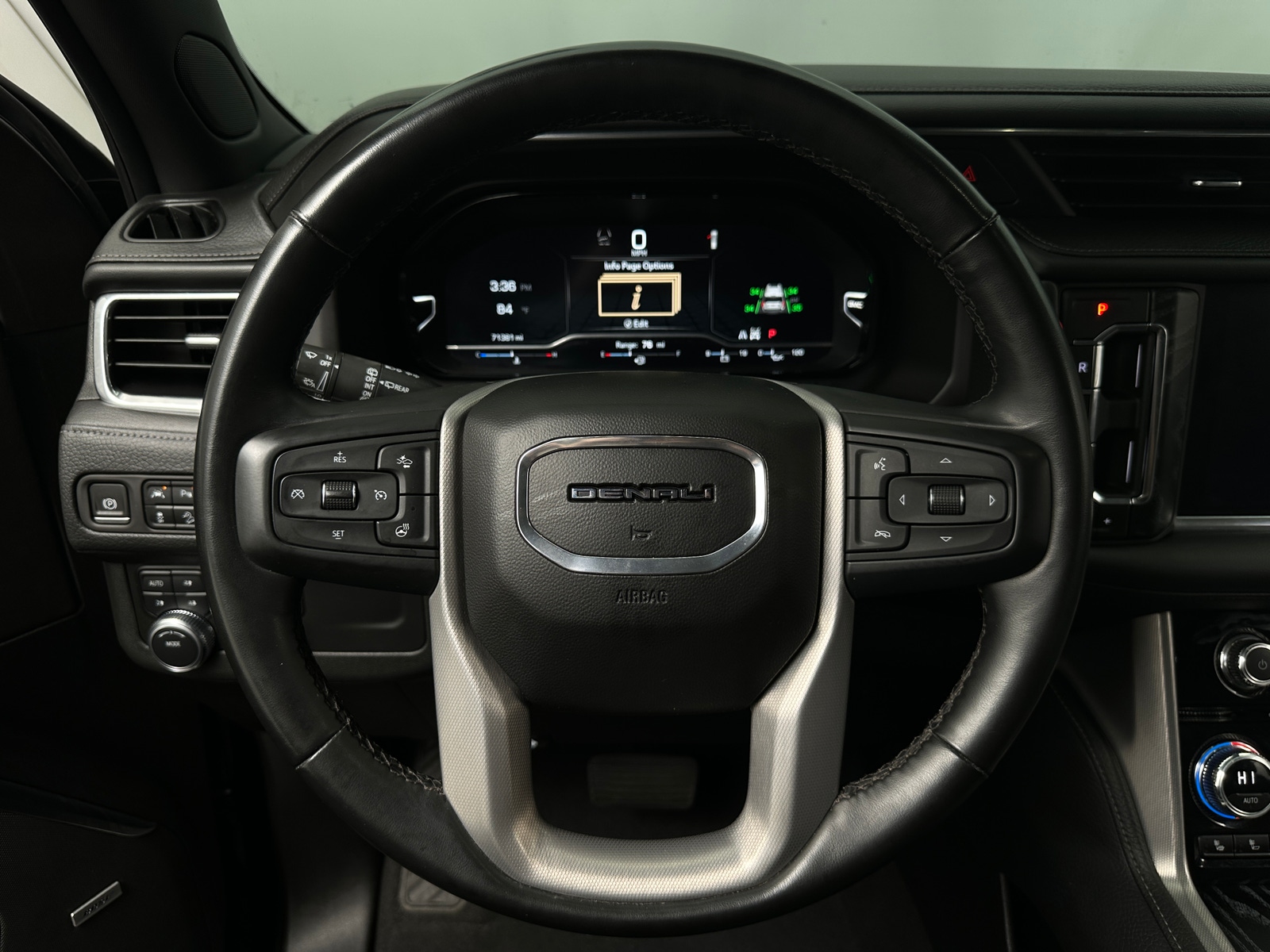 Thumbnail: 2023 GMC Yukon - 4