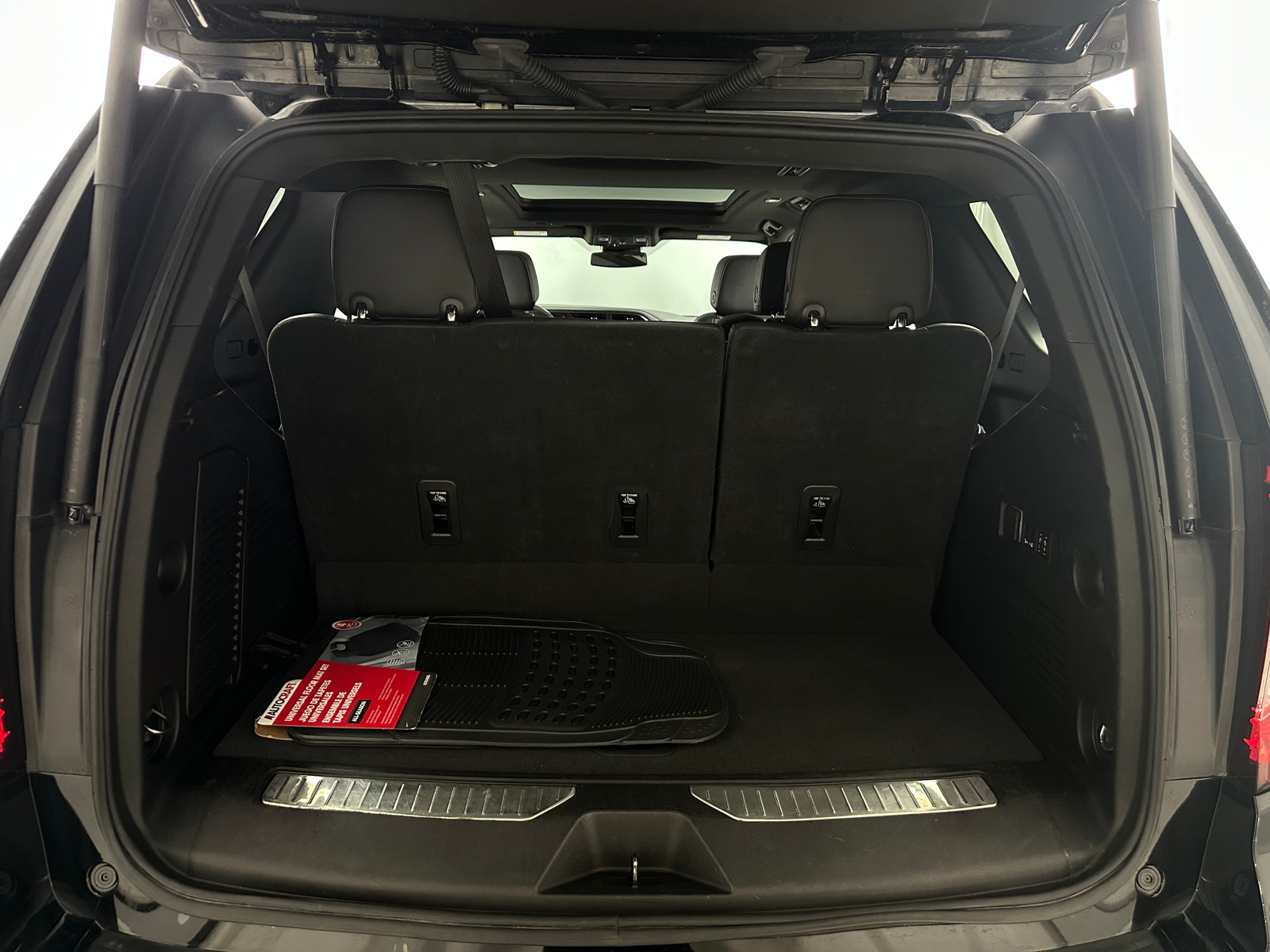 Thumbnail: 2023 GMC Yukon - 6