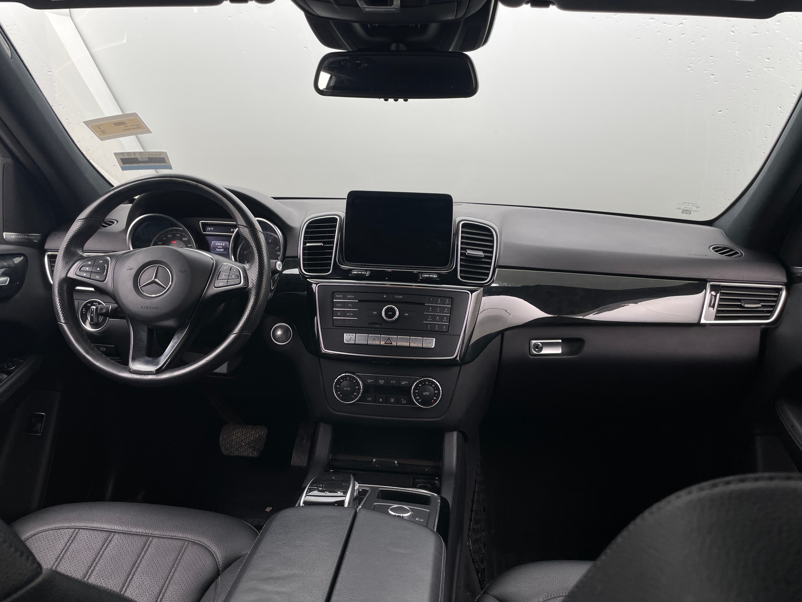 Thumbnail: 2018 Mercedes-Benz GLE - 2