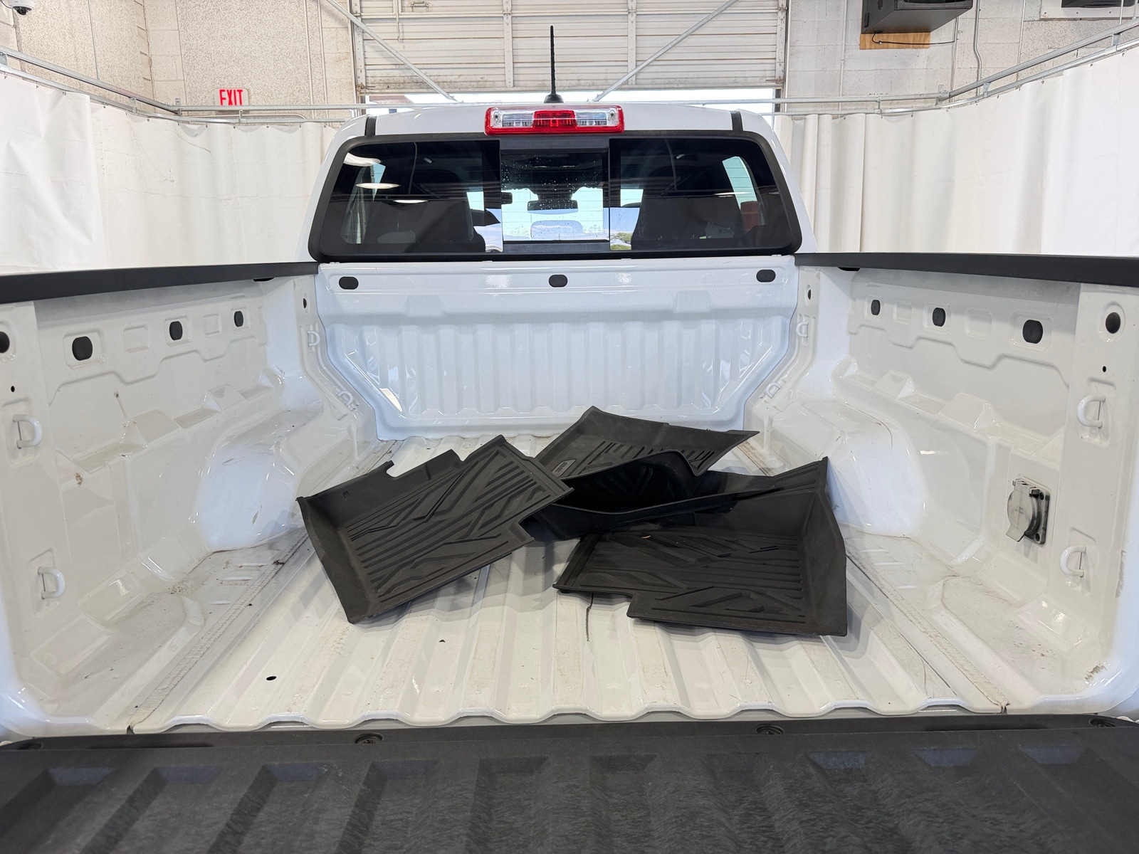 Thumbnail: 2023 GMC Canyon - 6