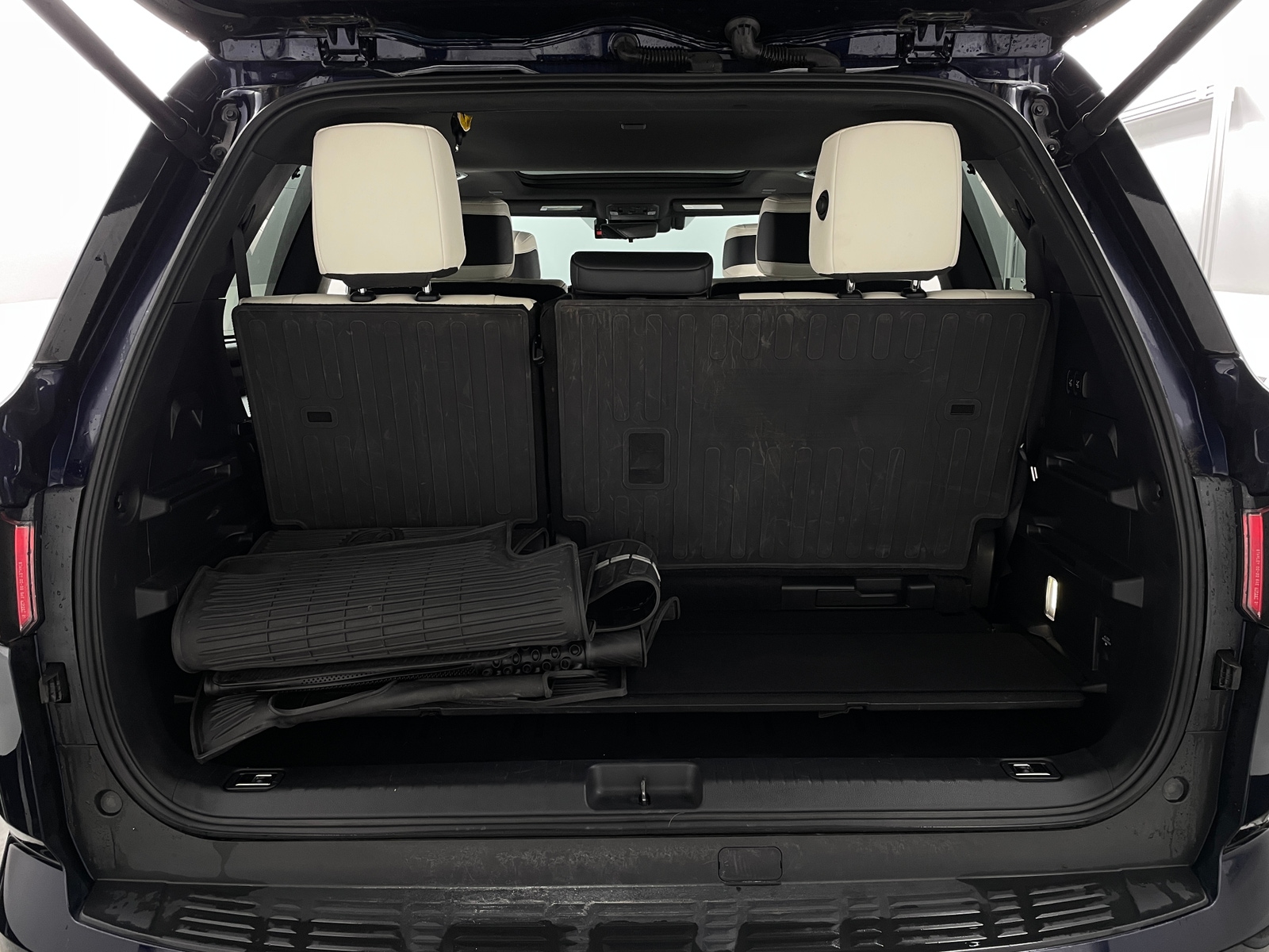 Thumbnail: 2024 Toyota Sequoia - 6