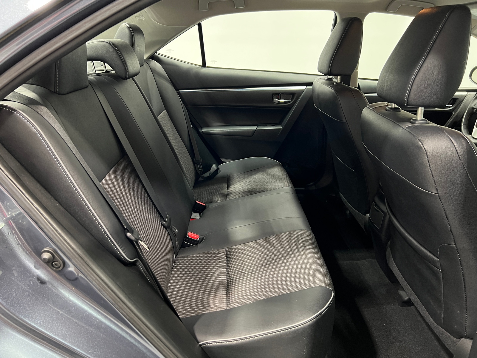 Thumbnail: 2014 Toyota Corolla - 6
