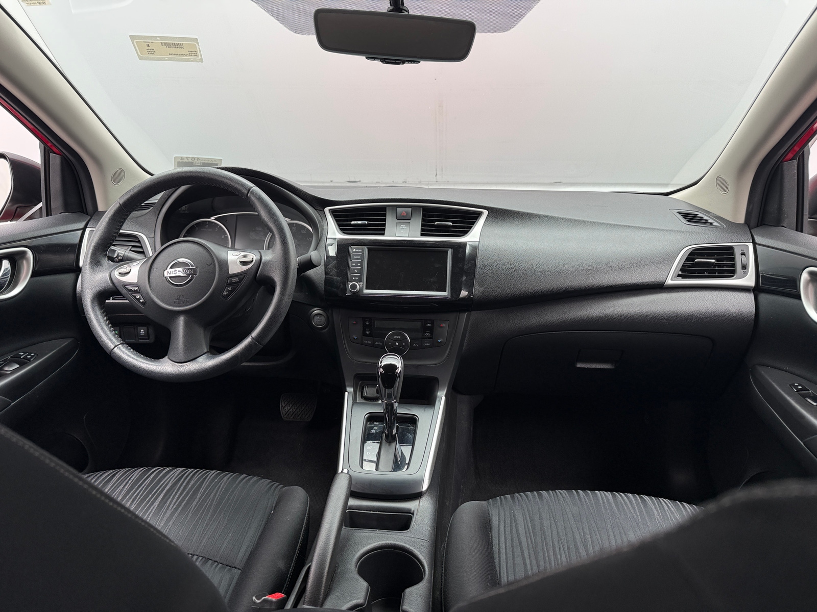 Thumbnail: 2019 Nissan Sentra - 3