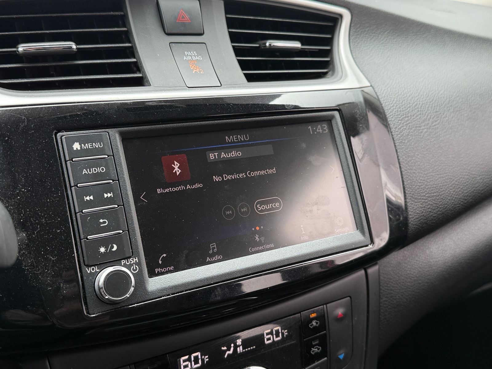 Thumbnail: 2019 Nissan Sentra - 4