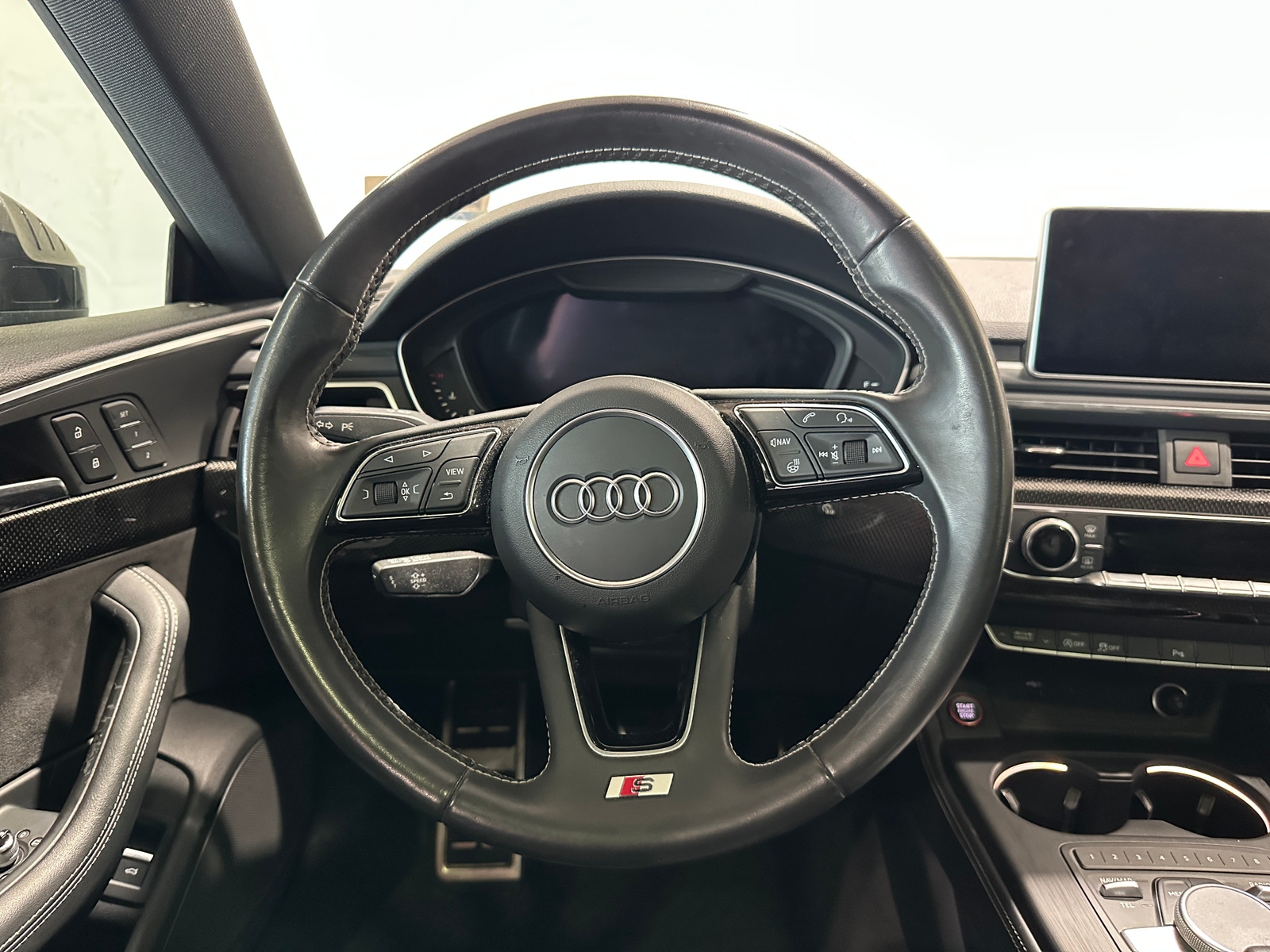 Thumbnail: 2019 Audi S5 - 4