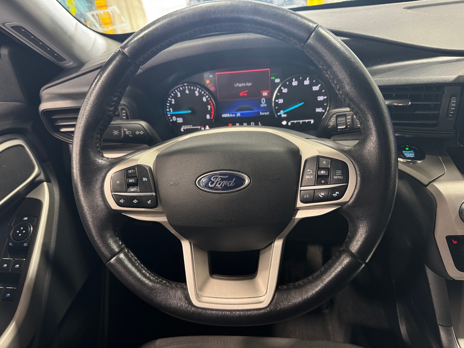 Thumbnail: 2021 Ford Explorer - 5