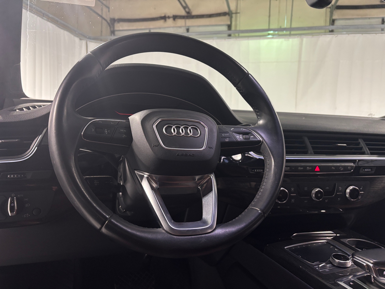 Thumbnail: 2018 Audi Q7 - 4