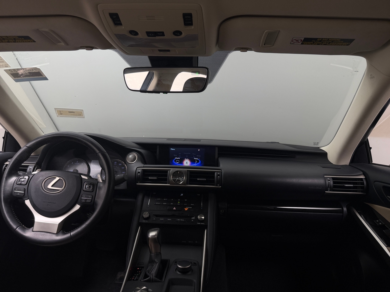 Thumbnail: 2017 Lexus IS - 2