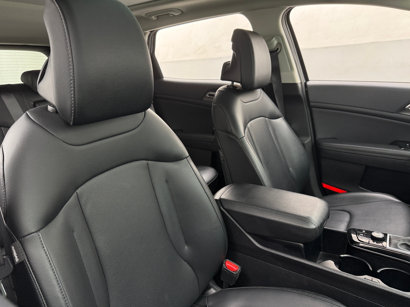 Thumbnail: 2025 Kia Sportage - 2