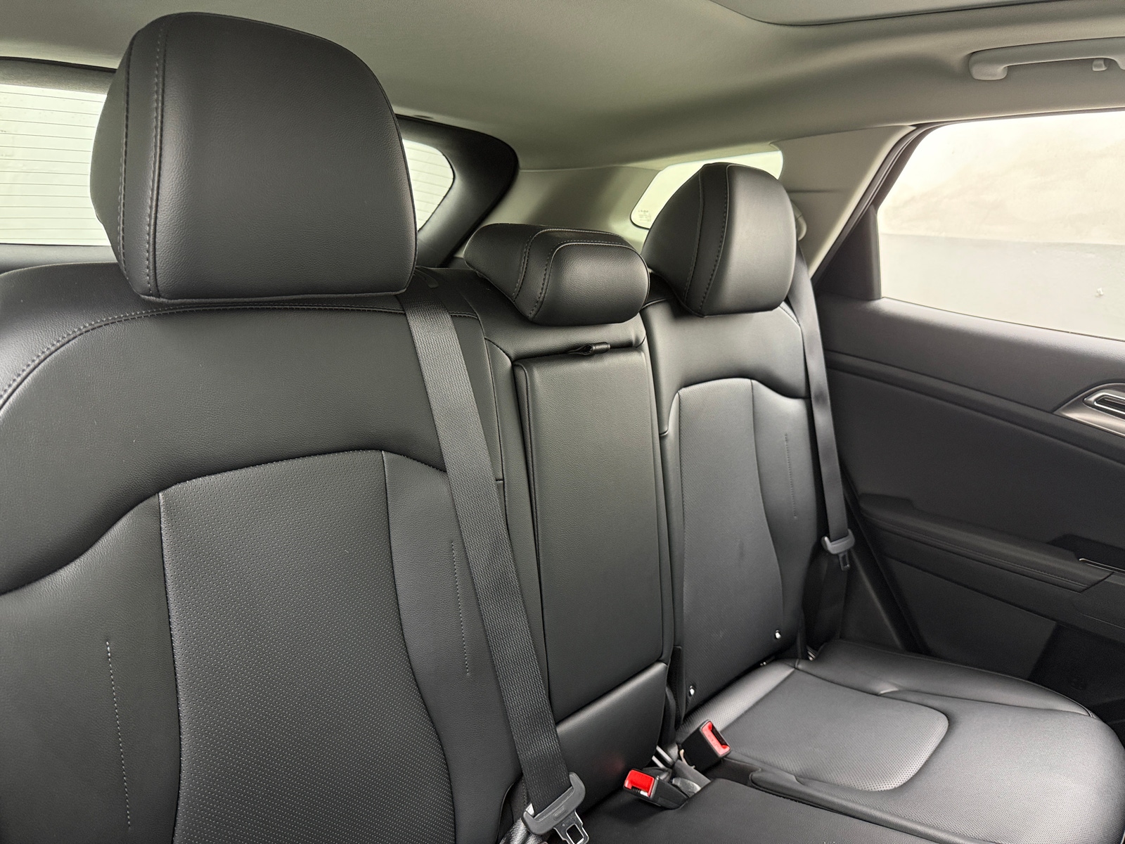 Thumbnail: 2025 Kia Sportage - 6