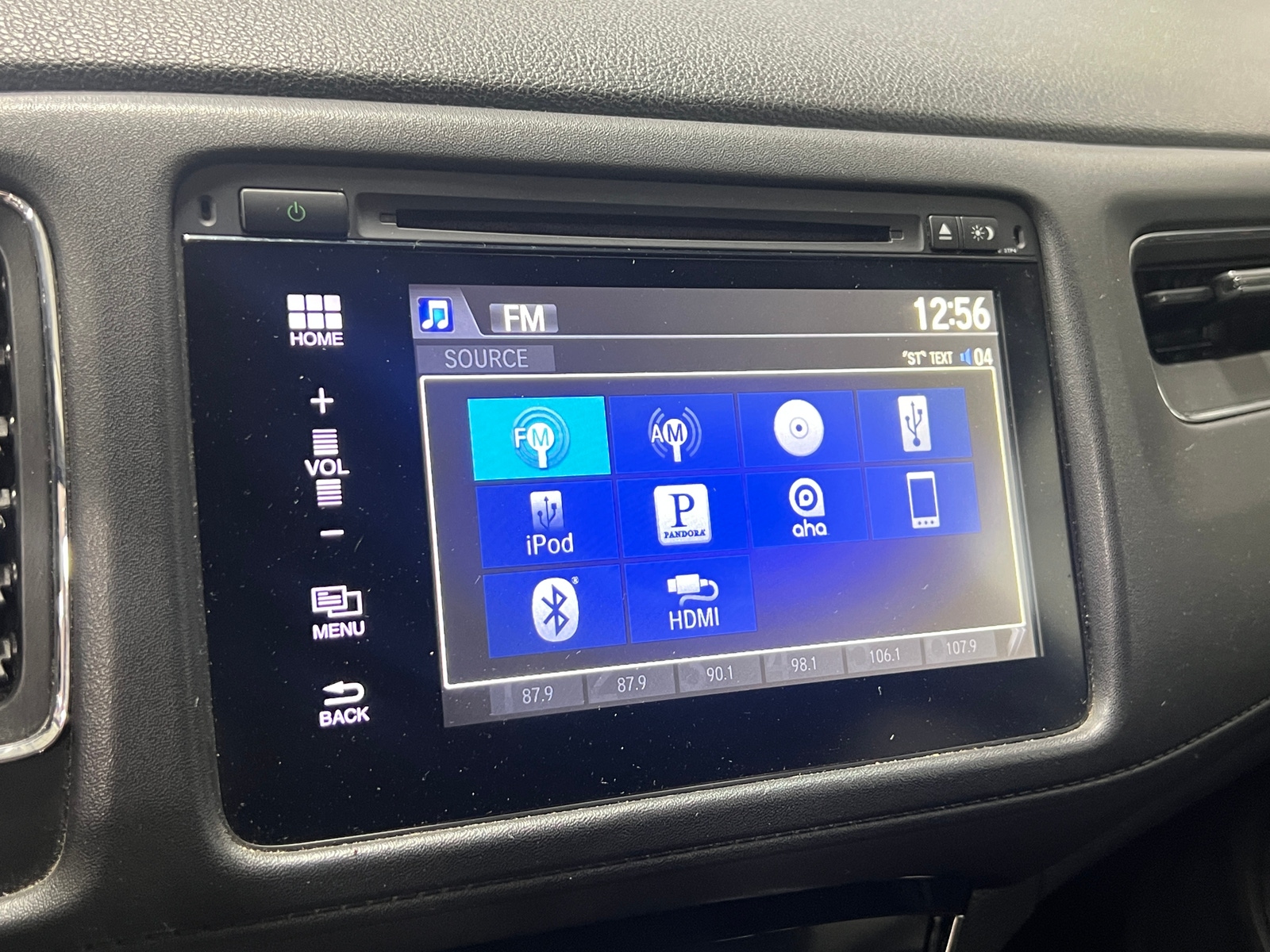 Thumbnail: 2017 Honda HR-V - 4