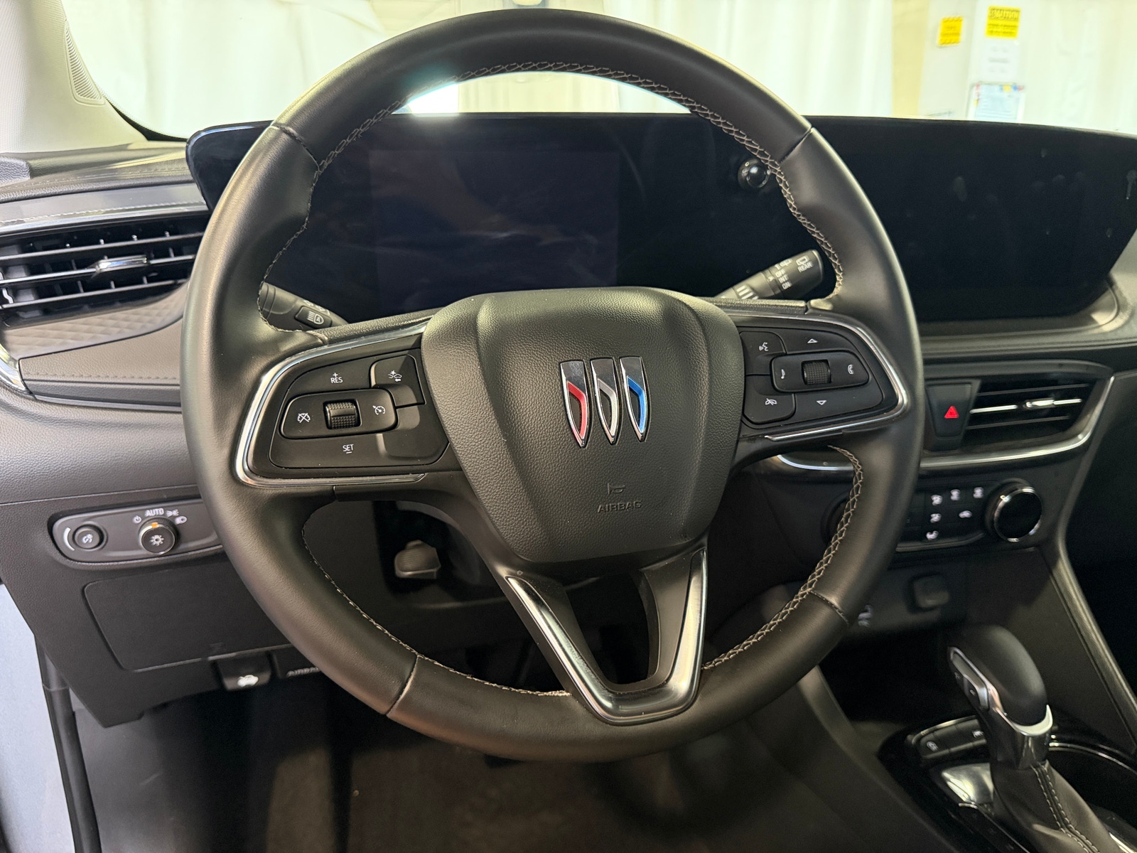 Thumbnail: 2025 Buick Encore GX - 5