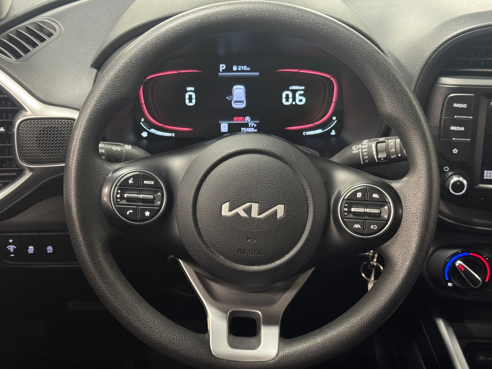 Thumbnail: 2023 Kia Soul - 5