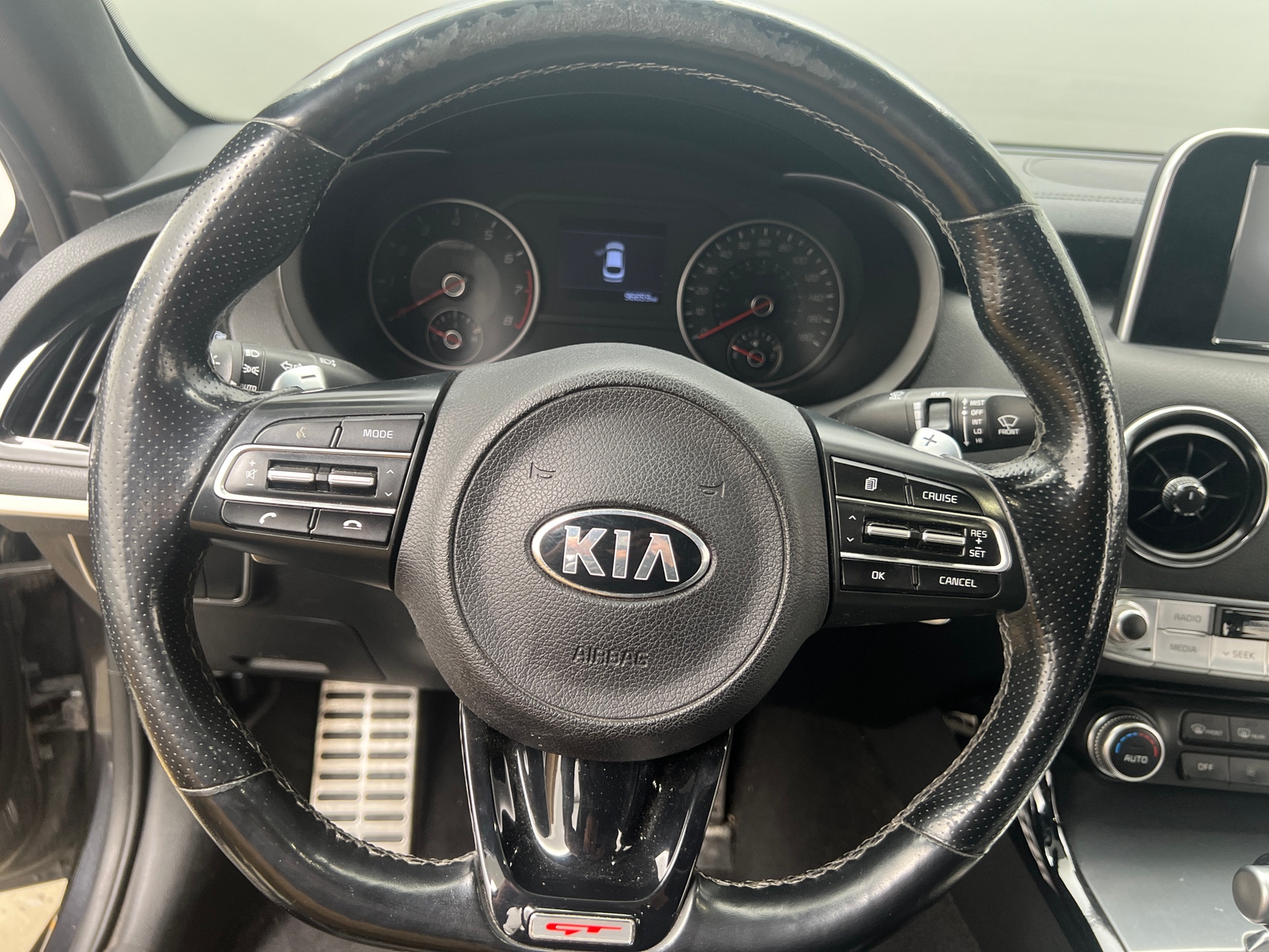 Thumbnail: 2021 Kia Stinger - 4