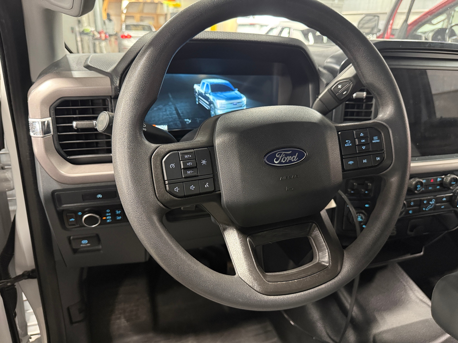 Thumbnail: 2025 Ford Econoline - 5