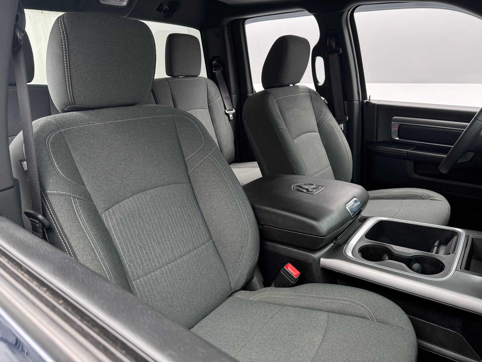 Thumbnail: 2021 RAM 1500 Classic - 2