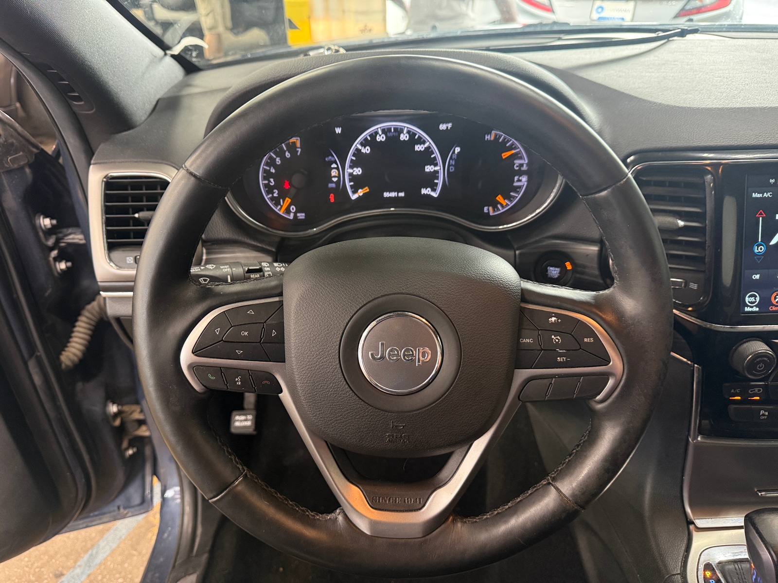 Thumbnail: 2020 Jeep Grand Cherokee - 4