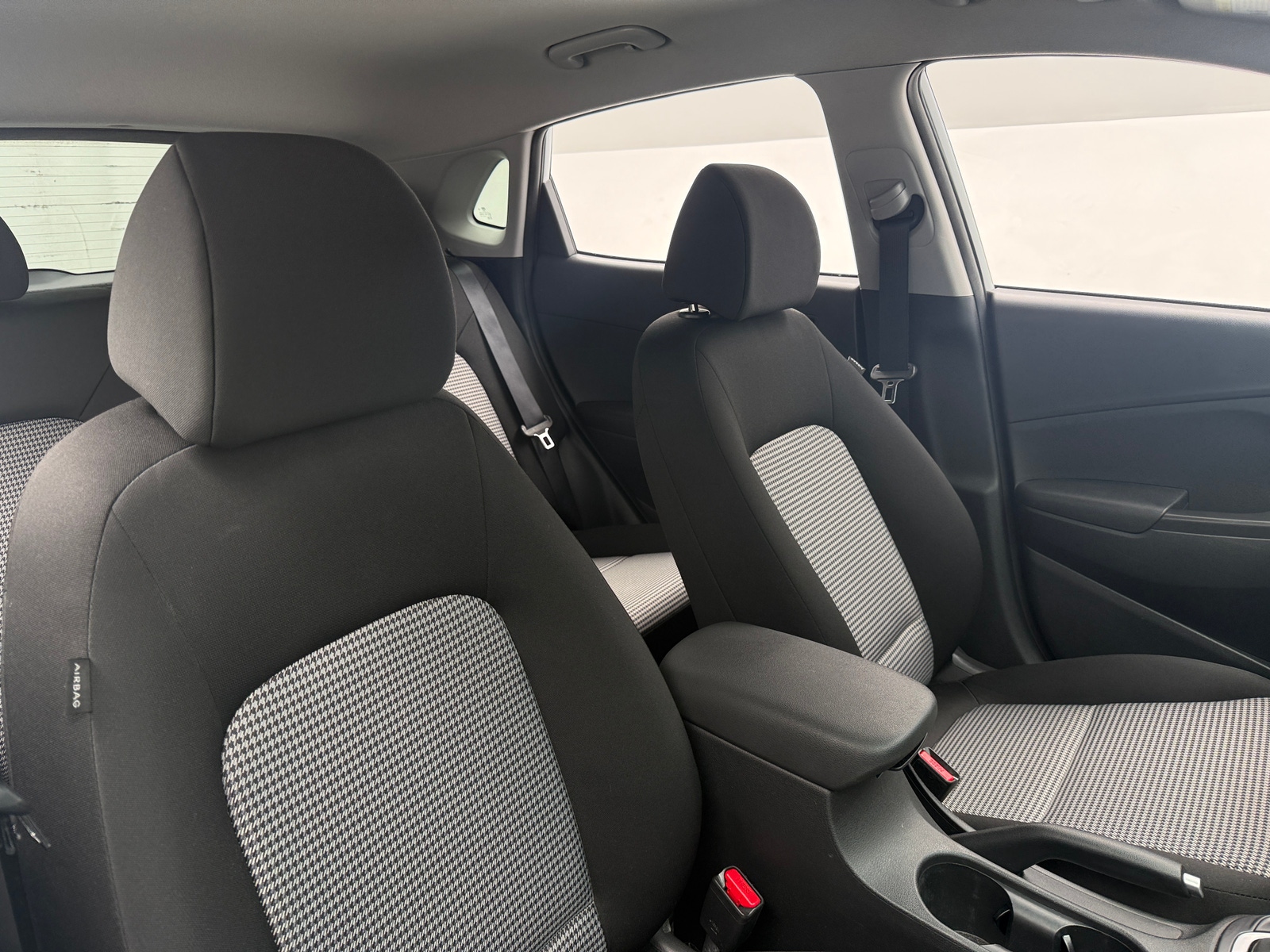 Thumbnail: 2020 Hyundai Kona - 2