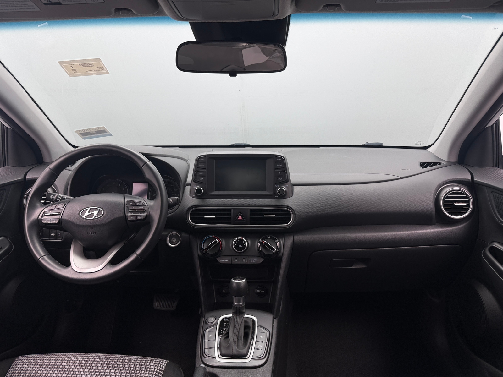 Thumbnail: 2020 Hyundai Kona - 3
