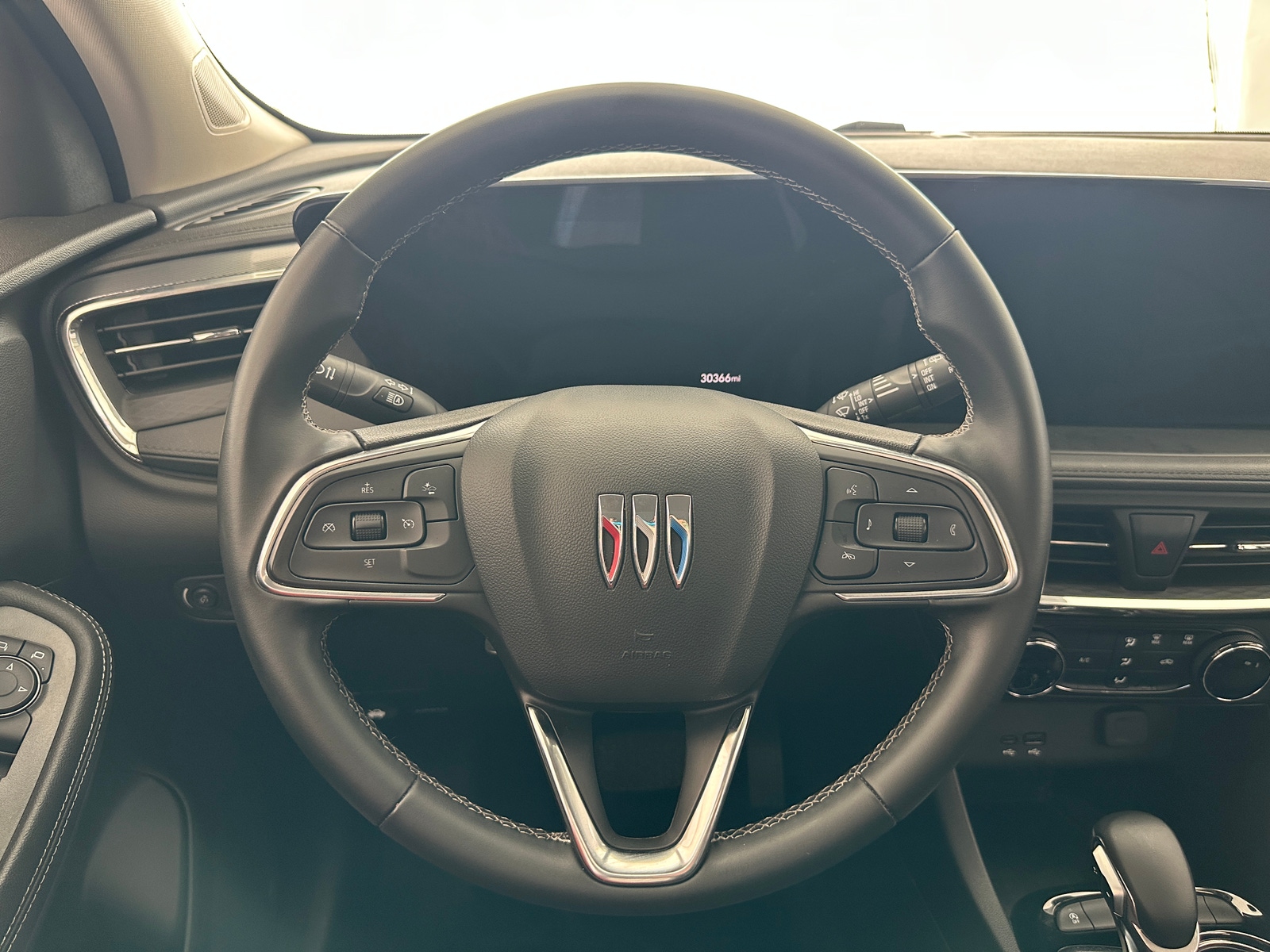 Thumbnail: 2025 Buick Encore GX - 4