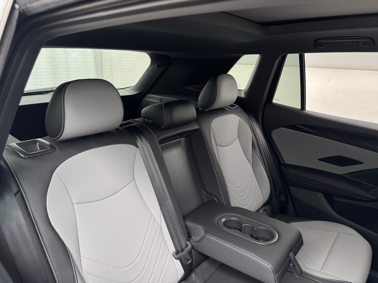 Thumbnail: 2025 Volkswagen Tiguan - 5