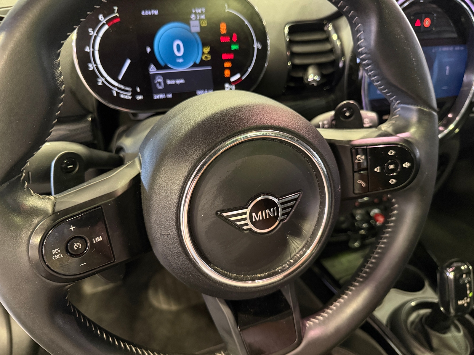 Thumbnail: 2023 MINI Cooper Clubman - 4