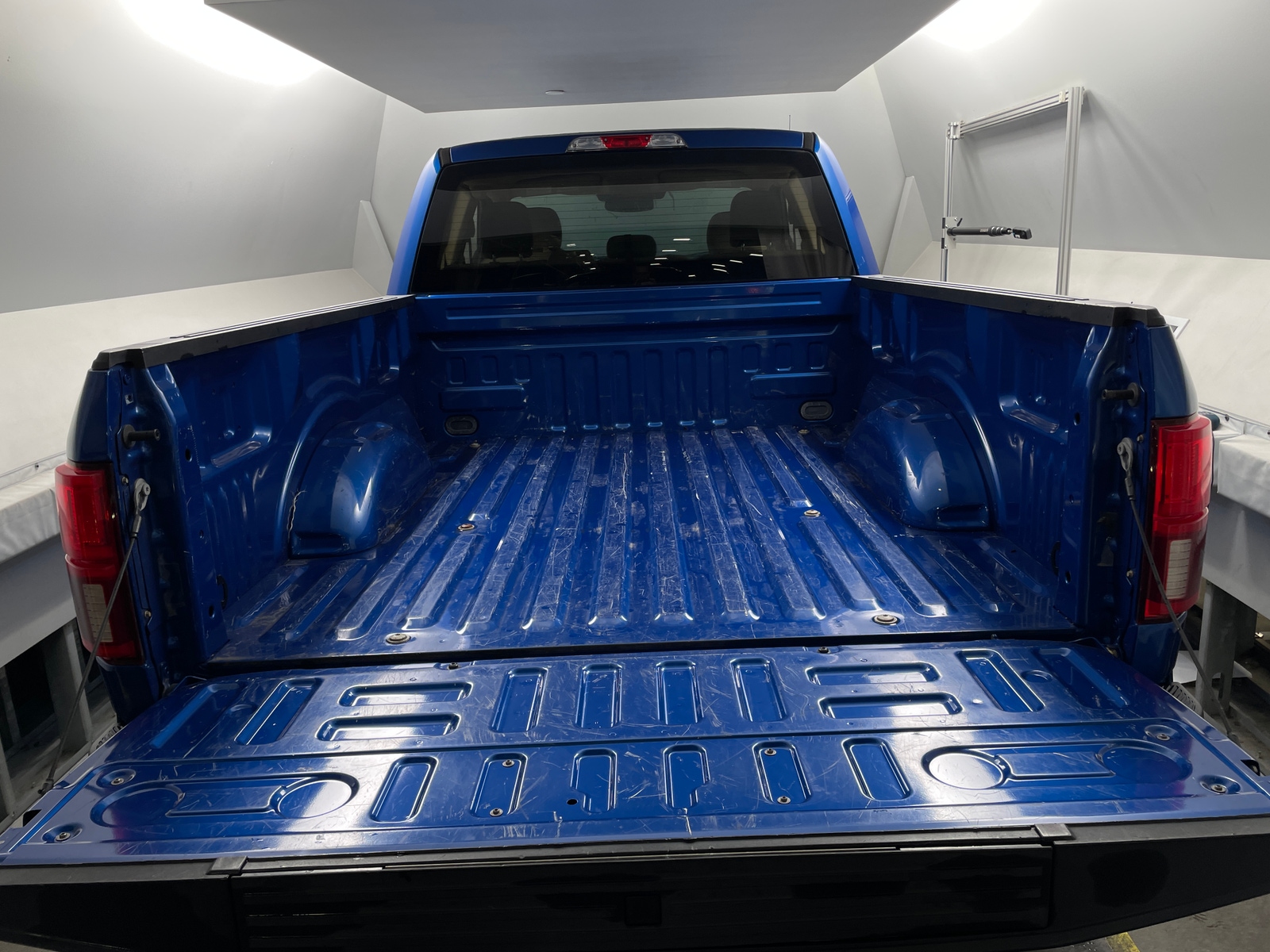 Thumbnail: 2018 Ford Econoline - 7