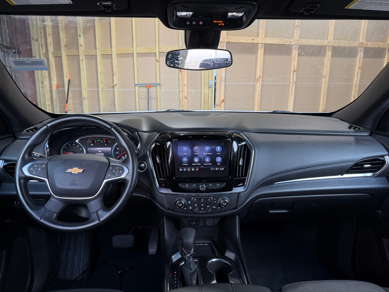 Thumbnail: 2023 Chevrolet Traverse - 3