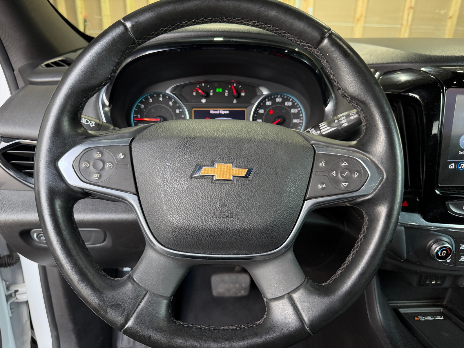 Thumbnail: 2023 Chevrolet Traverse - 5