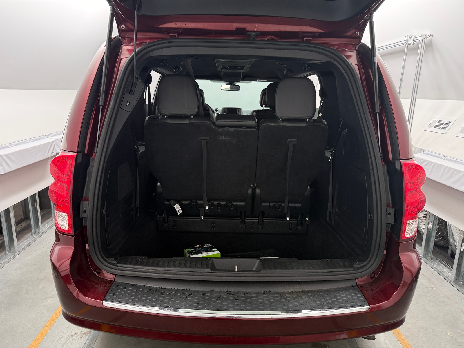 Thumbnail: 2019 Dodge Grand Caravan - 6