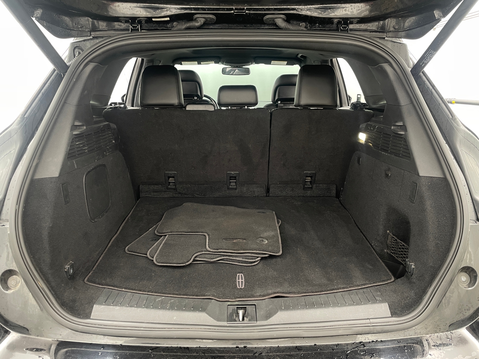 Thumbnail: 2017 Lincoln MKC - 6