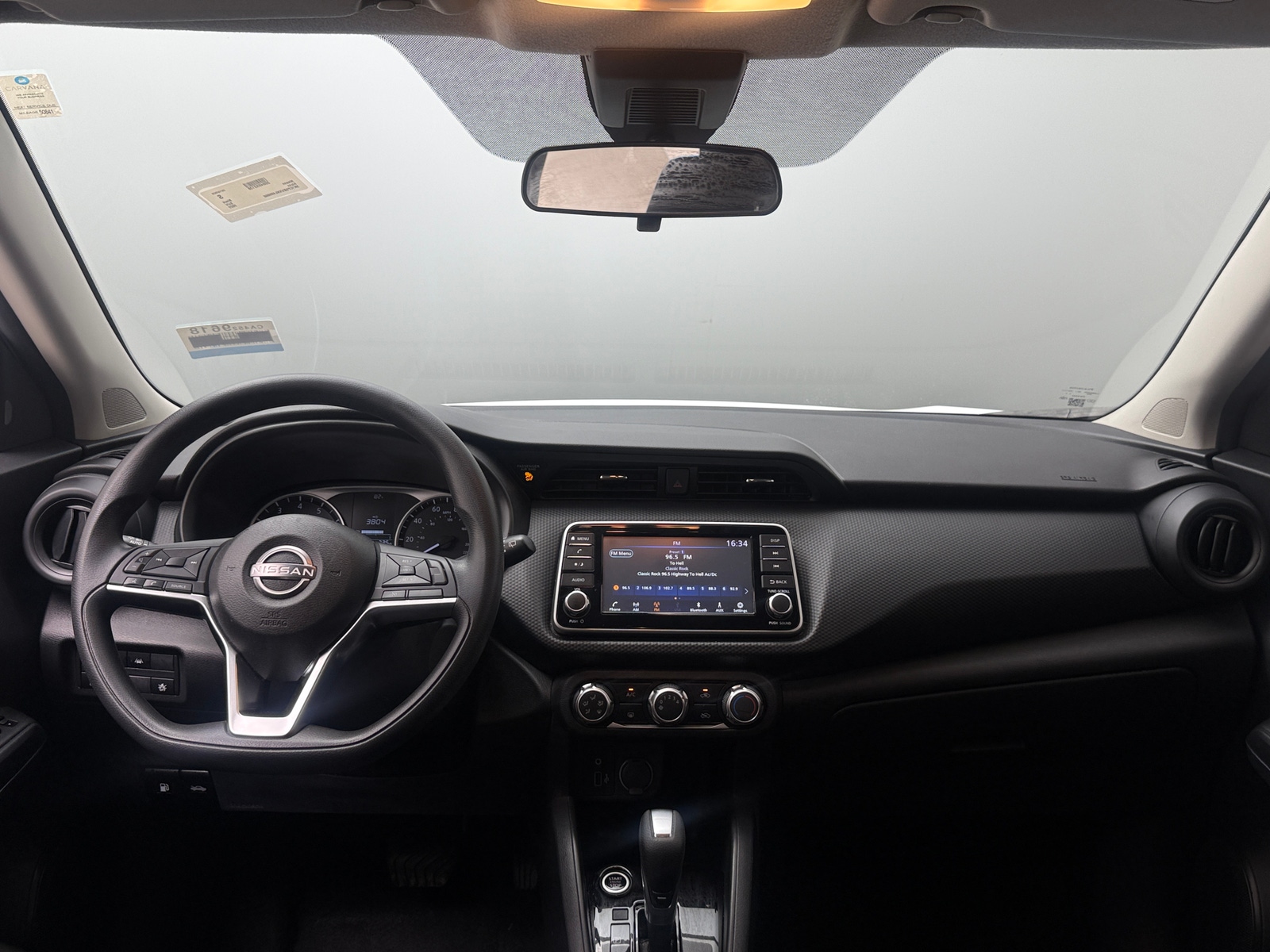 Thumbnail: 2022 Nissan Kicks - 3