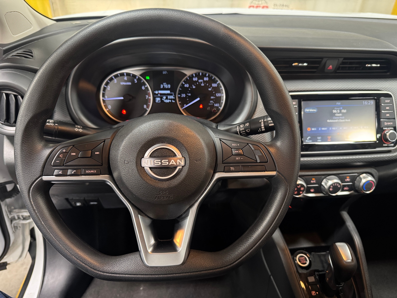 Thumbnail: 2022 Nissan Kicks - 5