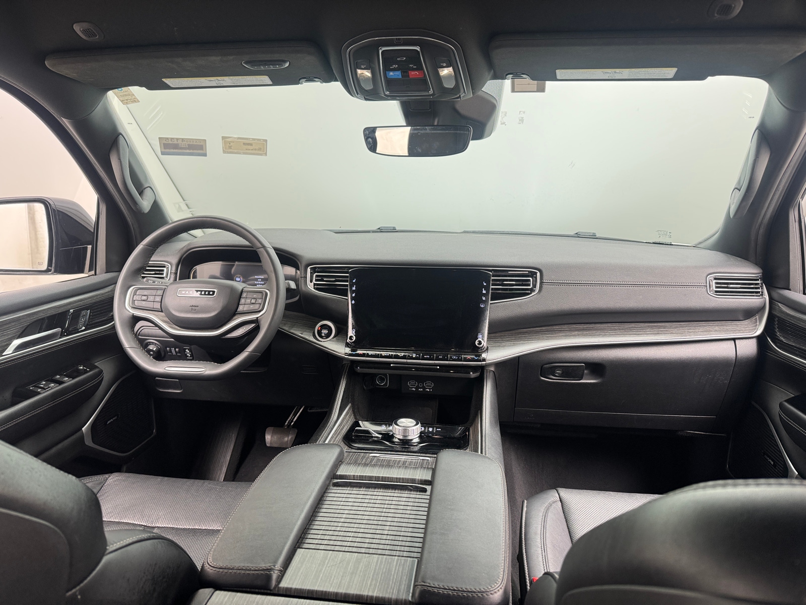 Thumbnail: 2024 Jeep Wagoneer - 2