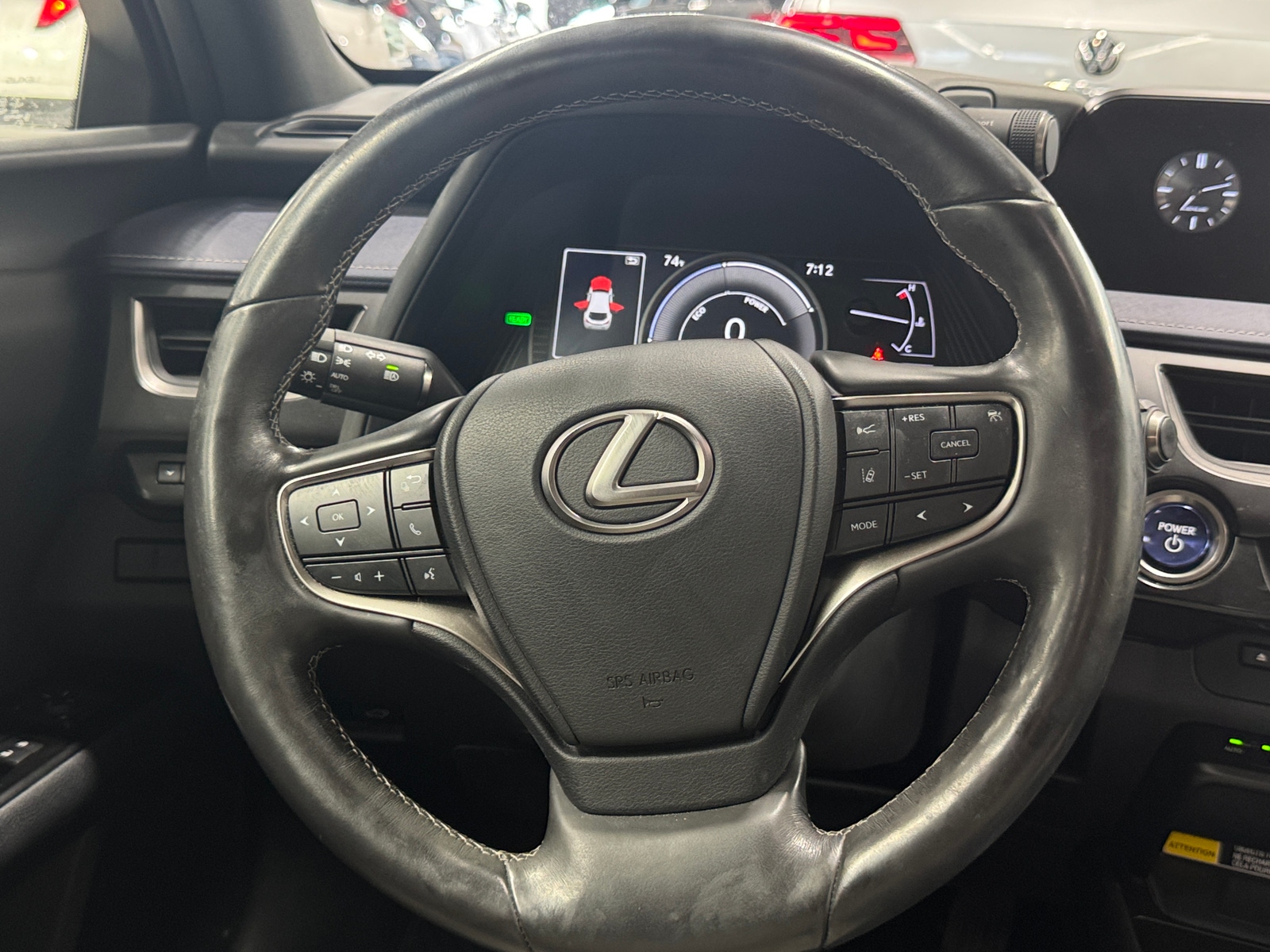 Thumbnail: 2019 Lexus UX - 4