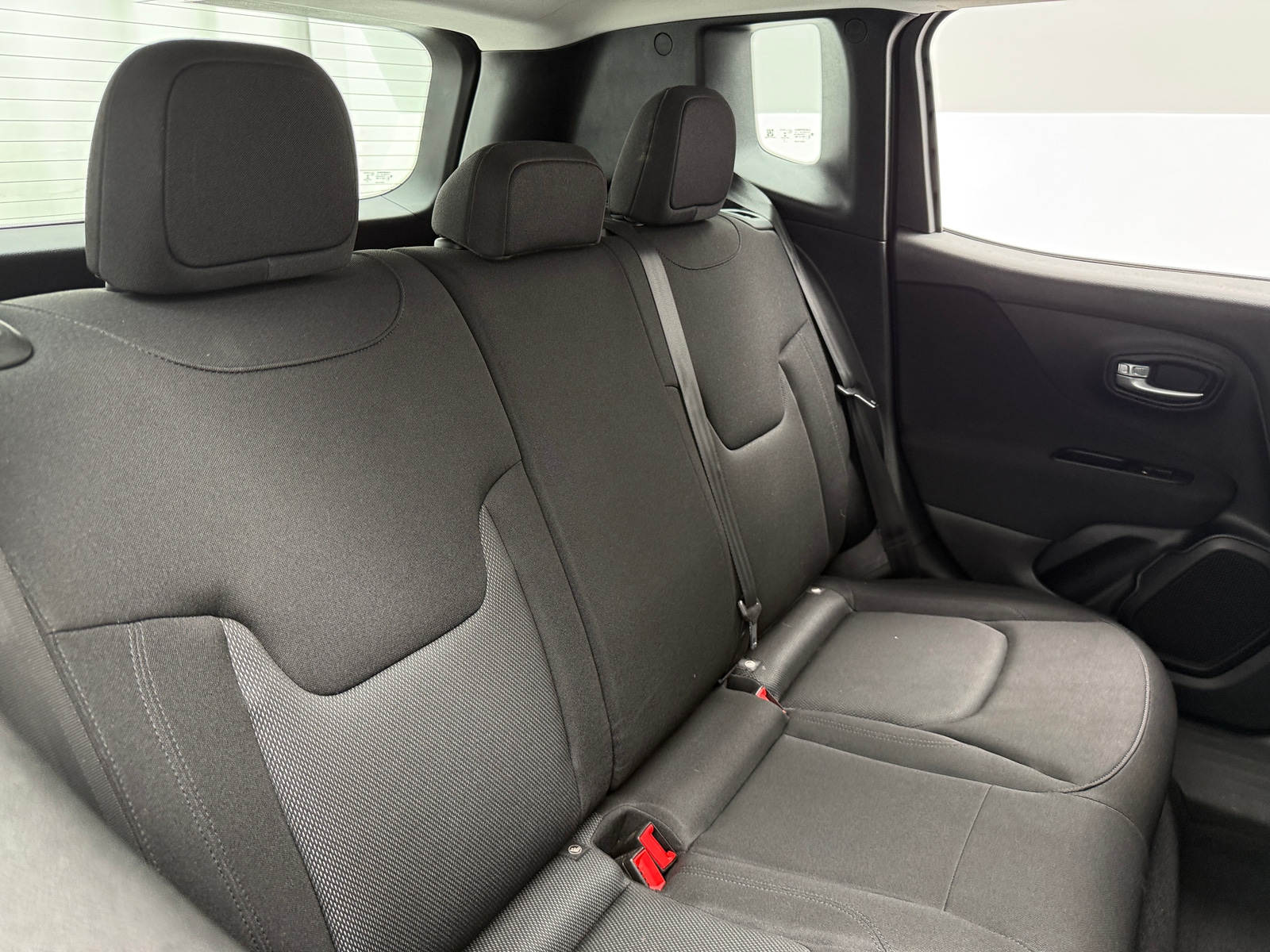 Thumbnail: 2019 Jeep Renegade - 6