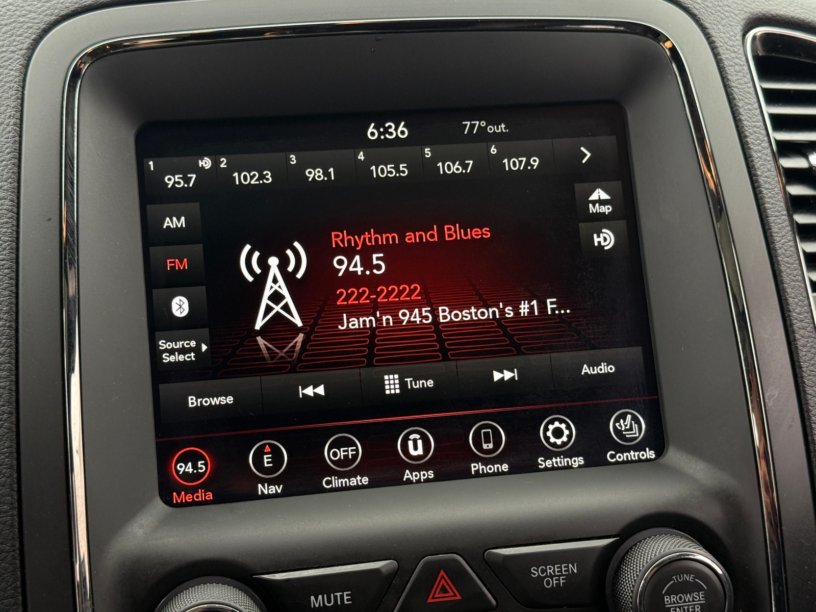 Thumbnail: 2020 Dodge Durango - 3