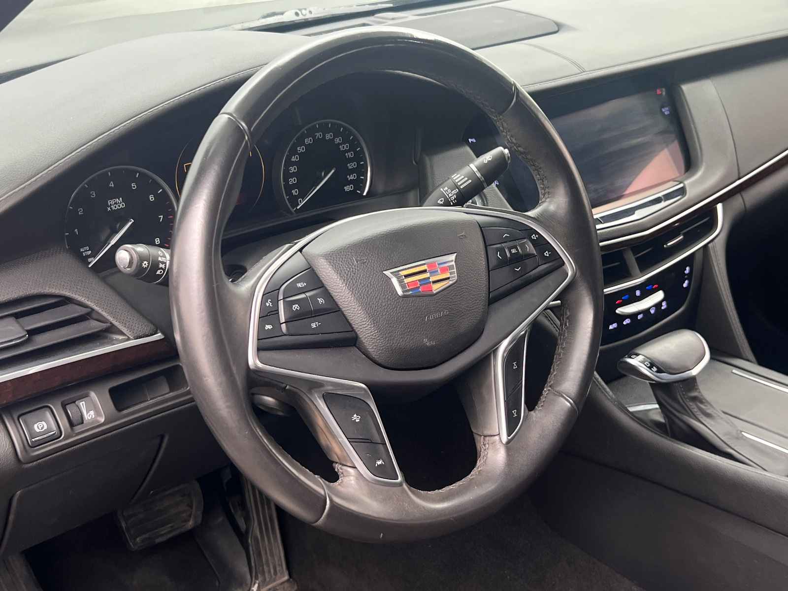 Thumbnail: 2017 Cadillac CT6 - 4