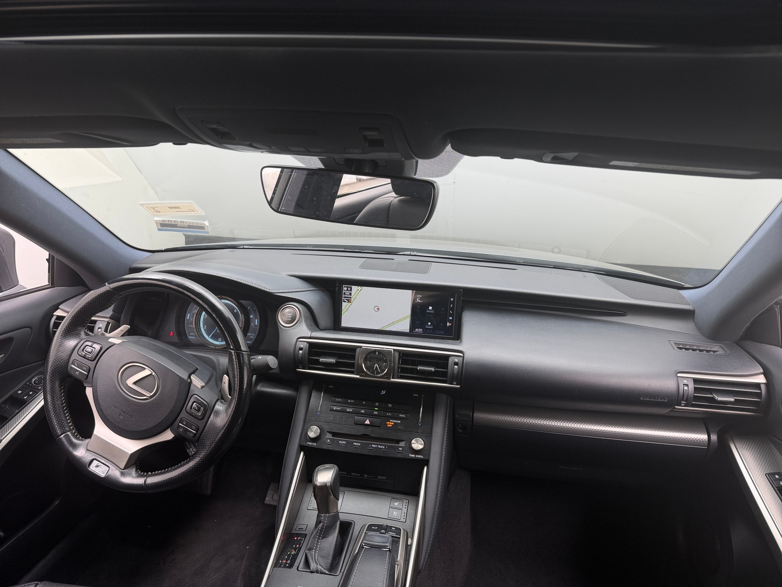 Thumbnail: 2017 Lexus IS - 2