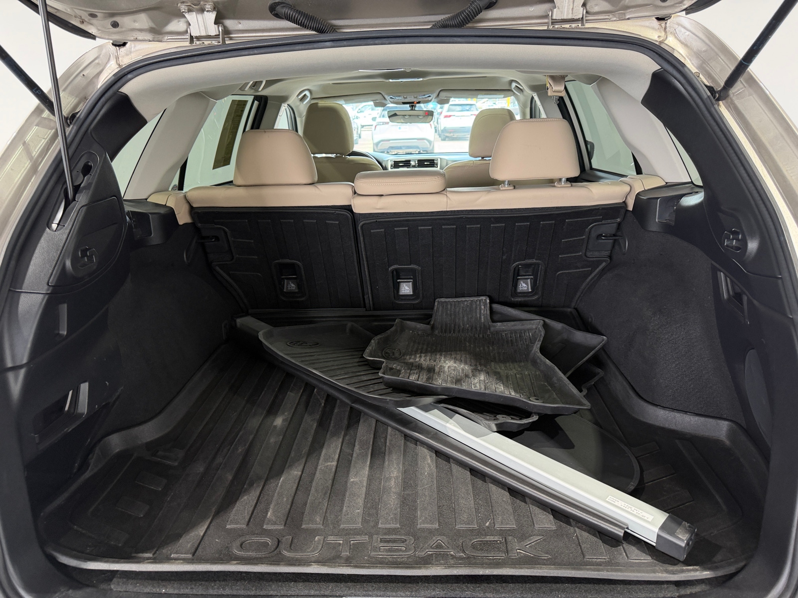 Thumbnail: 2019 Subaru Outback - 6