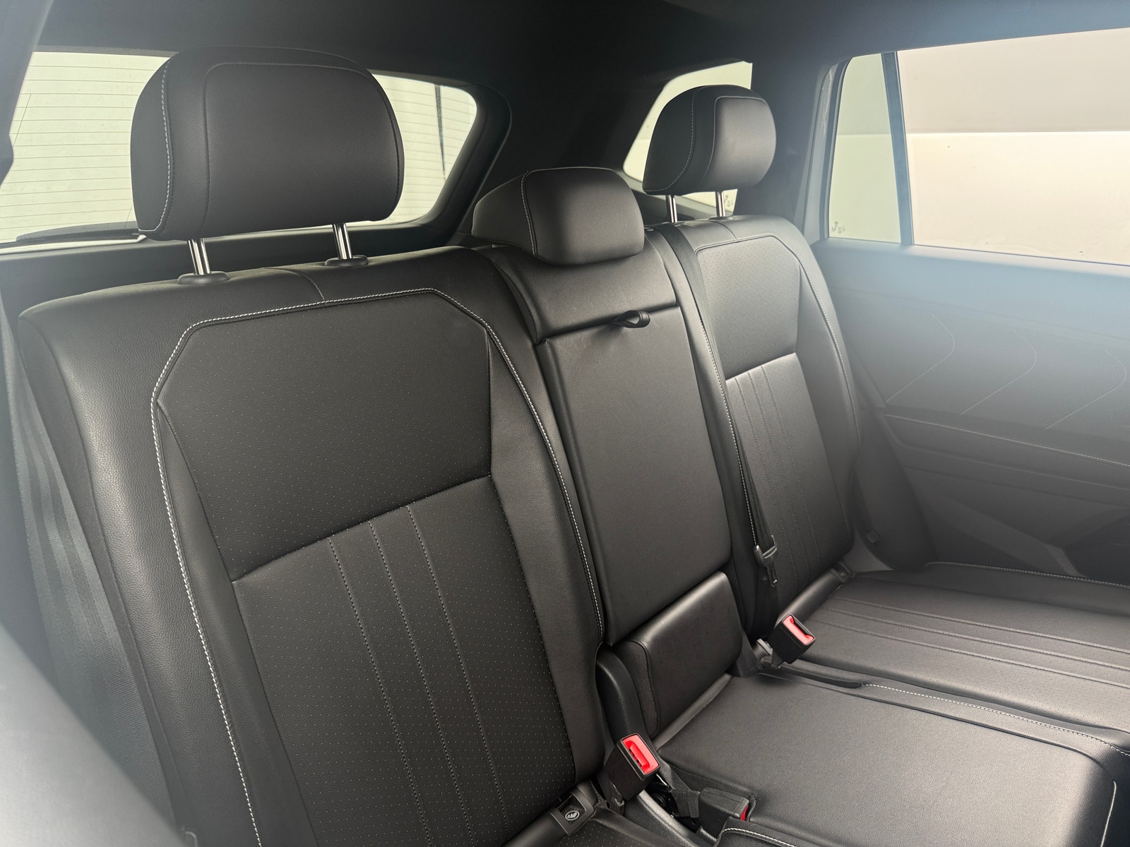 Thumbnail: 2024 Volkswagen Tiguan - 5