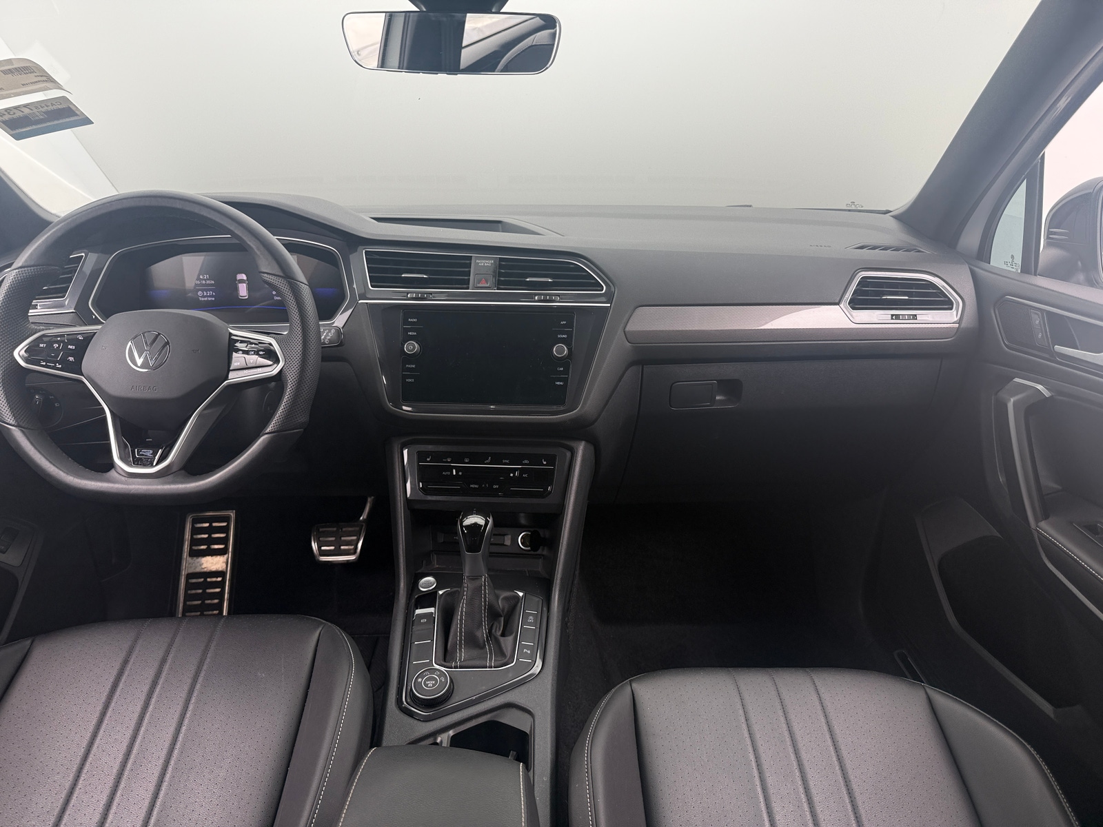 Thumbnail: 2024 Volkswagen Tiguan - 2