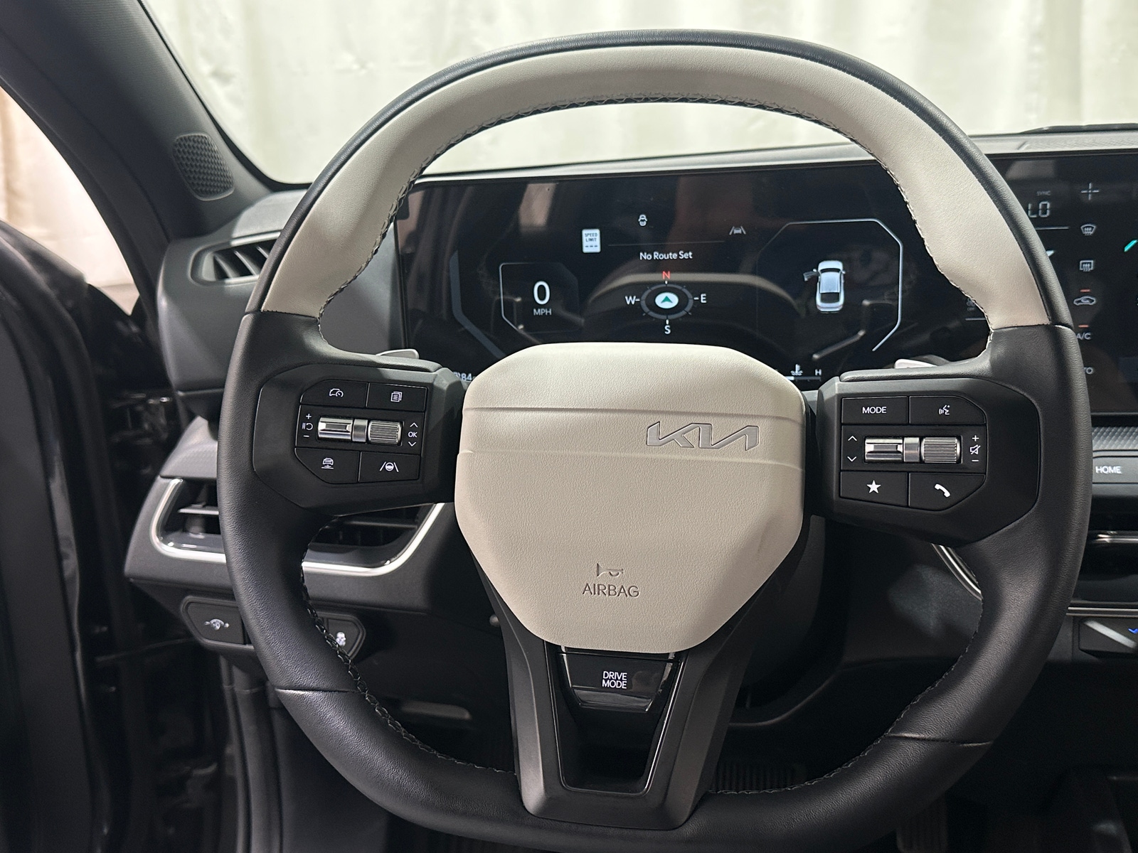 Thumbnail: 2025 Kia K4 - 5
