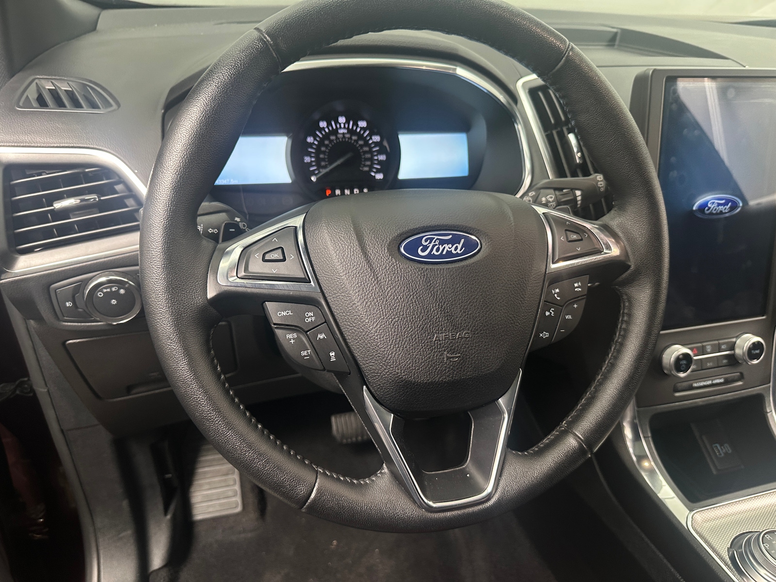 Thumbnail: 2021 Ford Edge - 4
