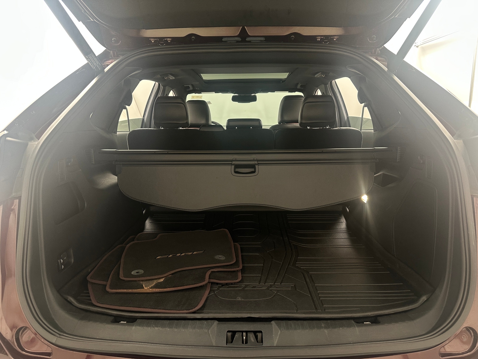 Thumbnail: 2021 Ford Edge - 6