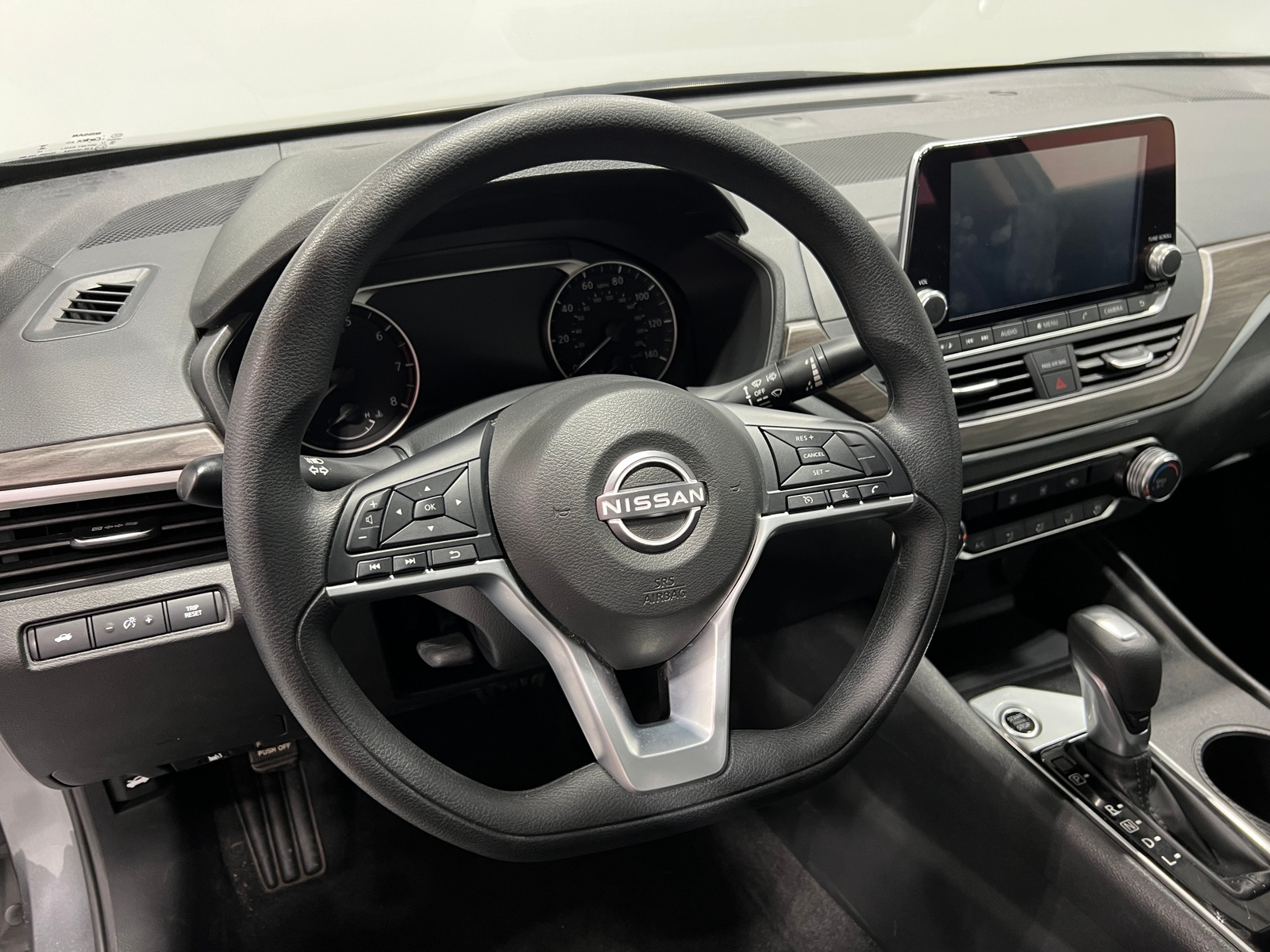 Thumbnail: 2025 Nissan Altima - 5